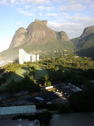 Harry Bhadeshia in Brazil, metallurgy