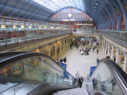 Amir Shirzadi at  Diffusion Bonding Conference, Aachen-Germany and St Pancras station in London