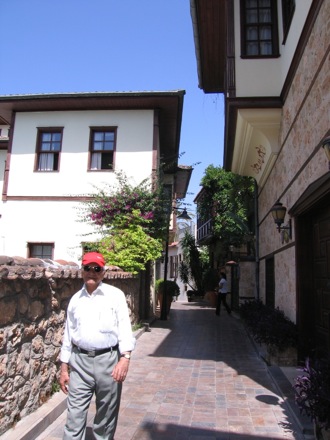 Amir Shirzadi and his father in Turkey