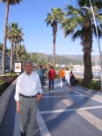 Amir Shirzadi and his father in Turkey