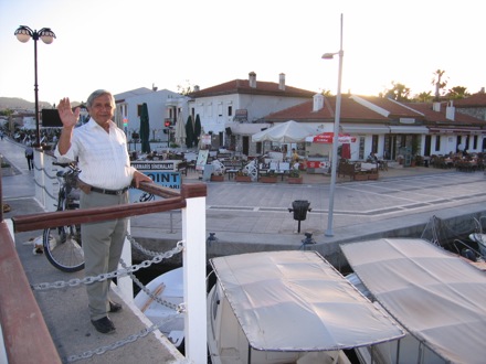 Amir Shirzadi and his father in Turkey