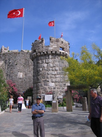 Amir Shirzadi and his father in Turkey