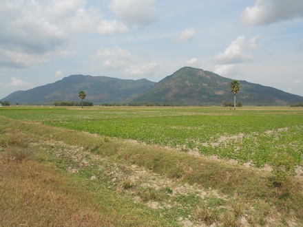 Duong, Van Tuan, Vietnam, Harry Bhadeshia, GIFT, POSTECHOn the road to my  Father's farm 3