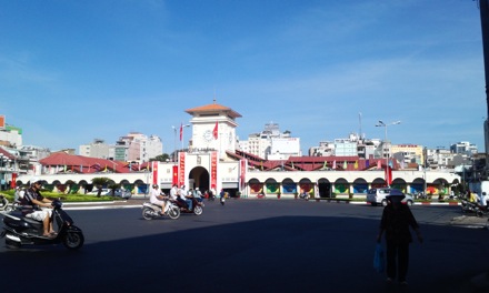 Duong, Van Tuan, Vietnam, Harry Bhadeshia, GIFT, POSTECHben thanh market   the most expensive market in Ho Chi Minh city. I have never bought any thing from there.