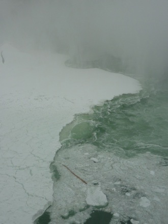 Tim Ramjaun, Canada, Winter, Chalk River, neutron diffraction, Phase transformations