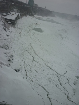 Tim Ramjaun, Canada, Winter, Chalk River, neutron diffraction, Phase transformations