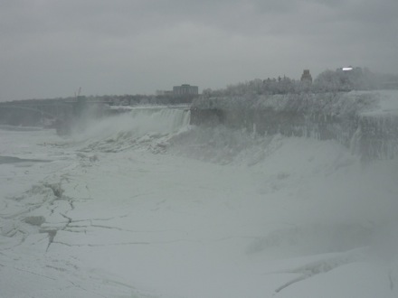 Tim Ramjaun, Canada, Winter, Chalk River, neutron diffraction, Phase transformations