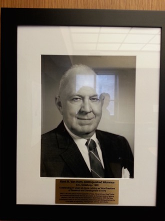 Harry Bhadeshia at the Case Western Reserve University to deliver the 2015 Van Horn Distinguished Lectures