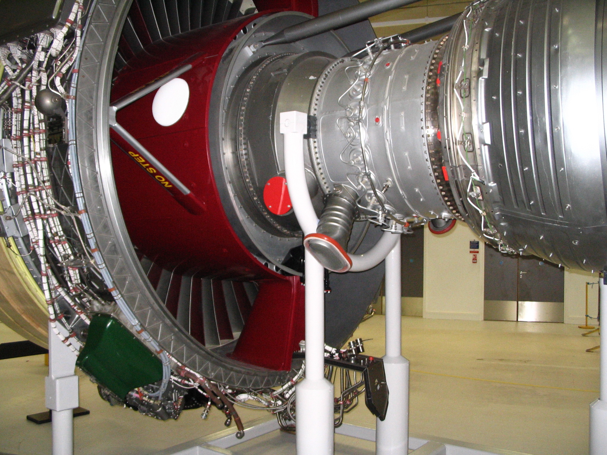 RR Trent 800 (Boeing 777)