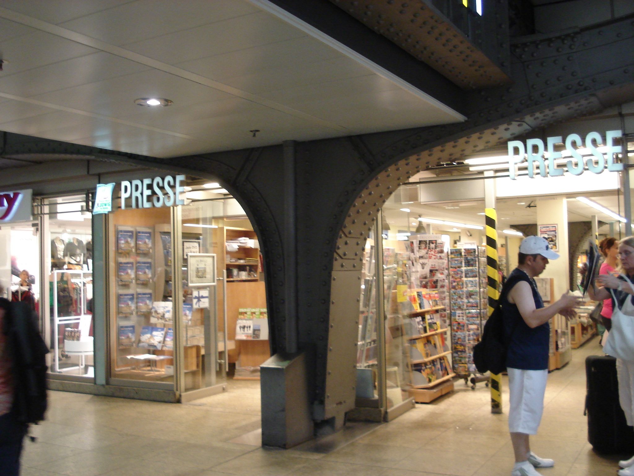 Railway station at Dusseldorf-2