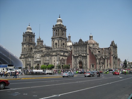 Rashid in Mexico cathedral