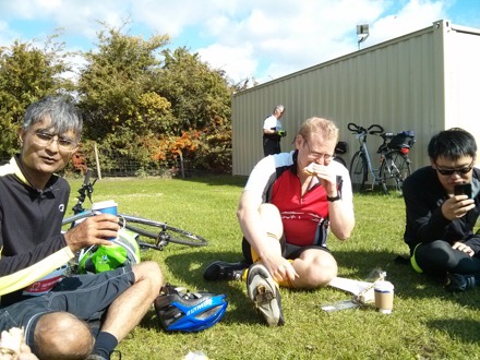 Oxford to Cambridge Bike ride, Hyun Kyung Kim, Mathew Peet, Lin Sun, James Nygaard, Siti, Steve Ooi, Priti, Bill Clyne