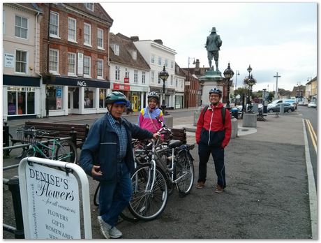 Amir Shirzadi, Siti, Lin Sun, Harry Bhadeshia, Steve Ooi, Oxford to Cambridge Bike Ride