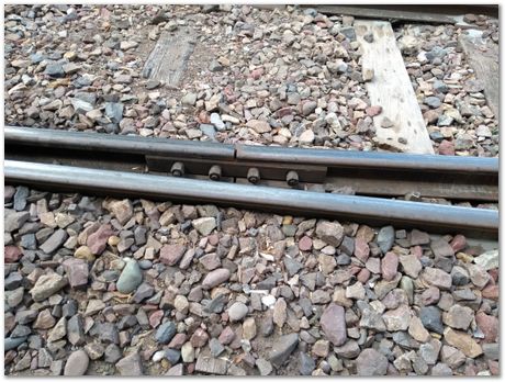 Machu Picchu, Harry Bhadeshia, Fish-plate joints on the rail, Patricio Mendez, Alberto Bajarano, Peru