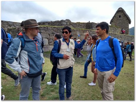 Machu Picchu, Harry Bhadeshia, Patricio Mendez, Alberto Bajarano, Peru