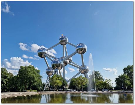 Atomium, Brussels, crystallography,
body-centred cubic,Leo Kestens, Alexey Gervasyev, Harry Bhadeshia