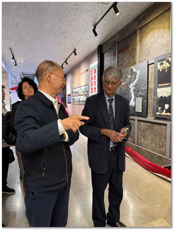 Wuhan University of Science and Technology, Wu Kaiming, Ting Ping Hou, China, Harry Bhadeshia, H. K. D. H. Bhadeshia, Queen Mary University of London