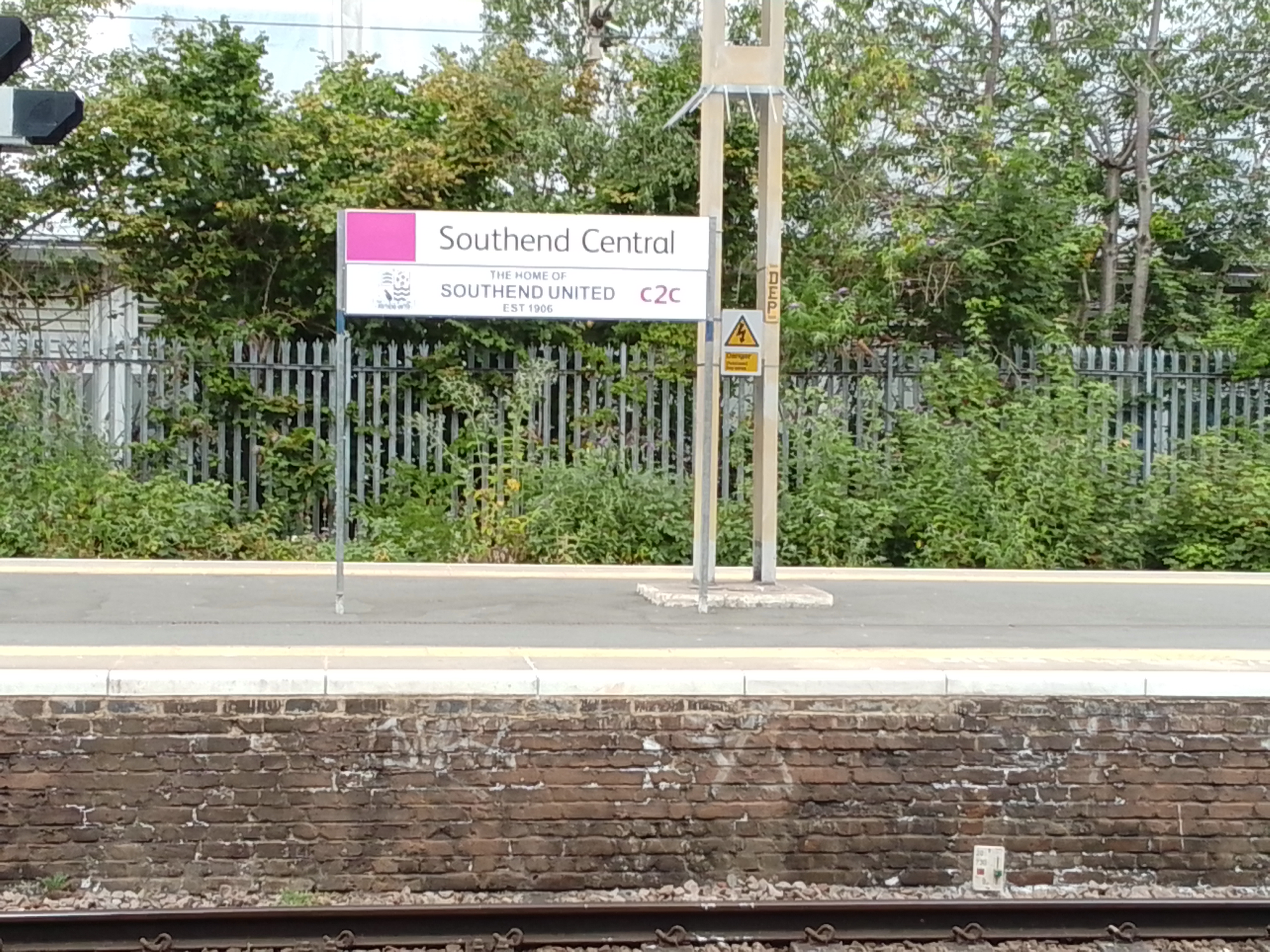Southend Central station sign