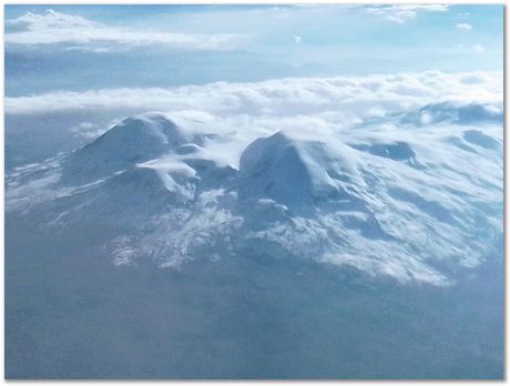 Rajdeep Mondal, Harry Bhadeshia and Chinnapat Panwisawas on the way to Arequipa