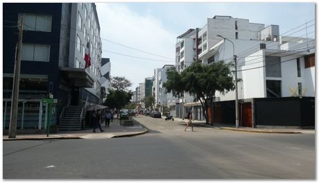 Rajdeep Mondal, Chinnapat Panwisawas and Harry Bhadeshia in Peru 3